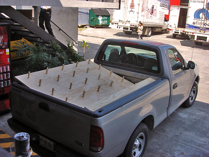 And it fits in Lucas' pick-up! And it fits in Lucas' pick-up!