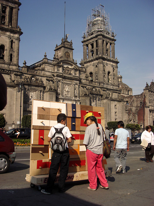 On Sunday we went to the Zocalo (one of the biggest public square in the world).