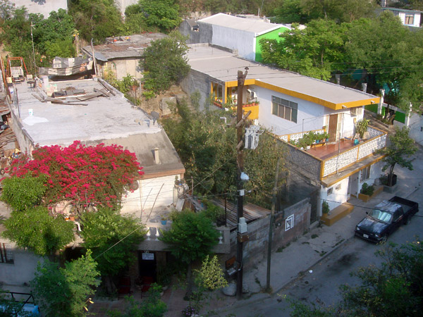 #7 - 21 de Marzo street from a roof on Hidalgo street! #7 - 21 de Marzo street from a roof on Hidalgo street!