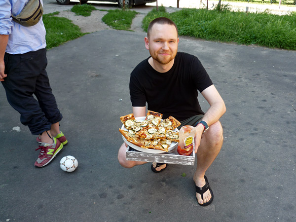 Maciek, Marta's husband, and his incredibly delicious pizzas!